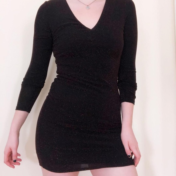 Forever 21 Black Red Sparkle Long-Sleeve V-Neck Bodycon Dress - Picture 4 of 6